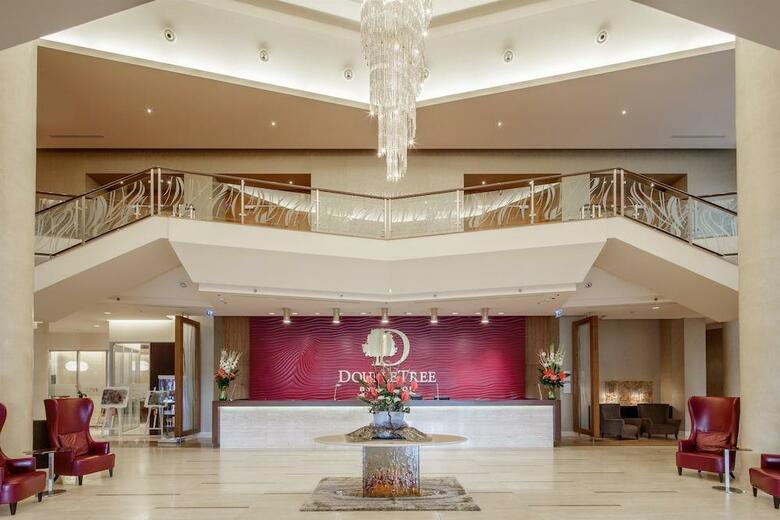 Hotel Doubletree By Hilton Bratislava