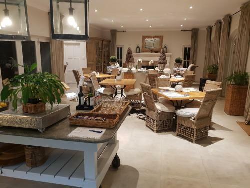Hostal Maison D'ail Guest House