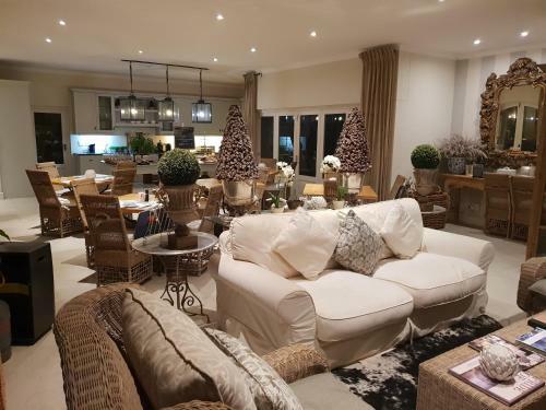 Hostal Maison D'ail Guest House