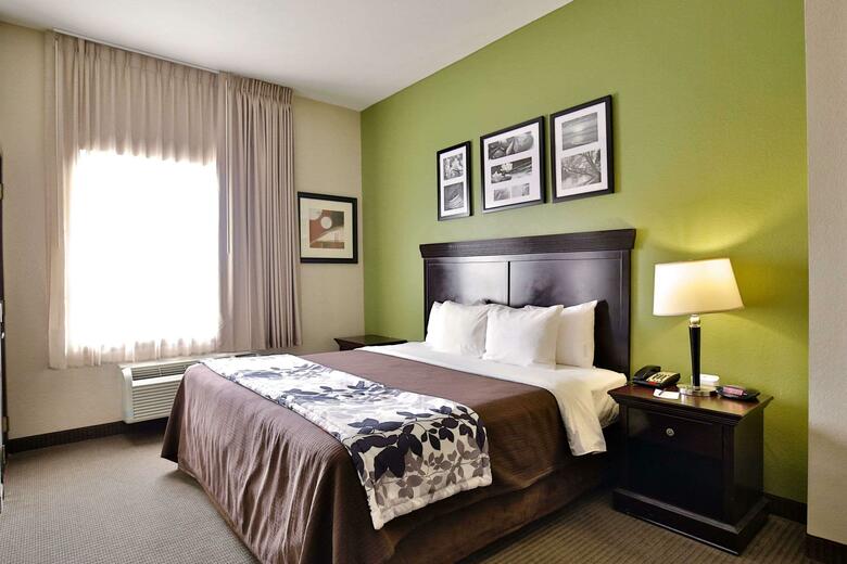 Hotel Sleep Inn & Suites University