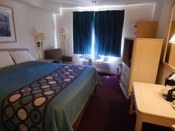 Hotel Super 8 Albuquerque East