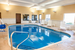 Hotel Comfort Suites Auburn