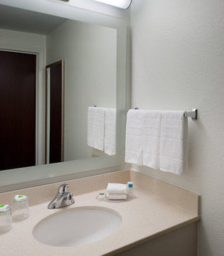 Hotel Springhill Suites Dallas Addison/quorum Drive