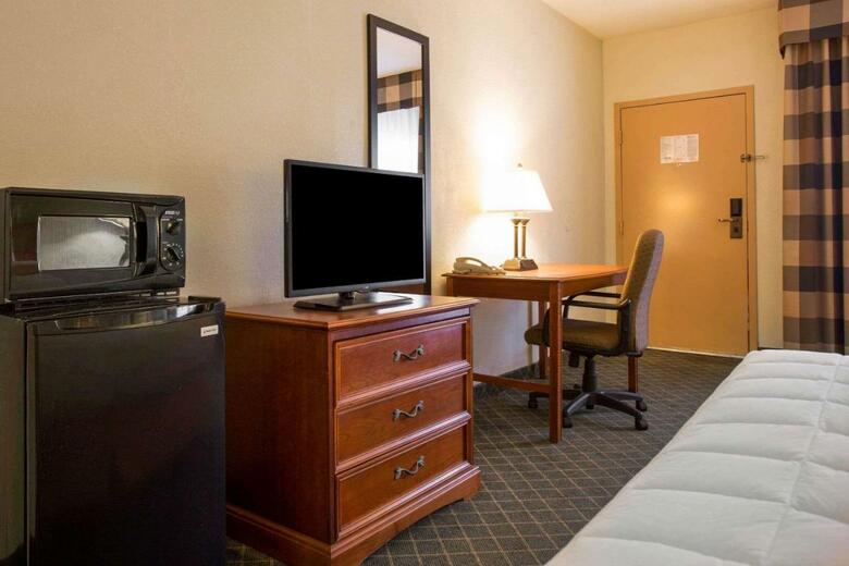 Hotel Clarion Inn & Suites Aiken