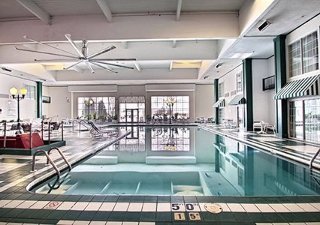 Hotel Comfort Suites Appleton Airport