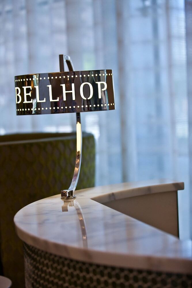Renaissance Arlington Capital View Hotel April2011