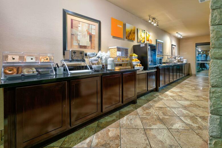 Hotel Comfort Suites Arlington
