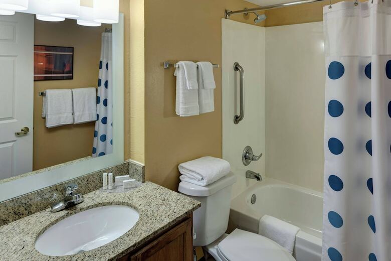 Hotel Towneplace Suites Arlington Near Six Flags