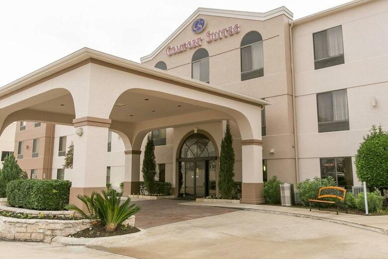 Hotel Comfort Suites Nw Lakeline
