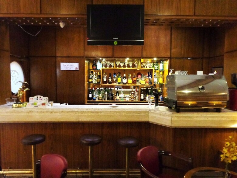 Hotel Balmoral Plaza