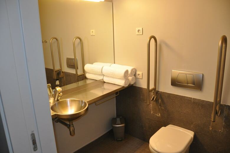 Hotel Centre Esplai Albergue
