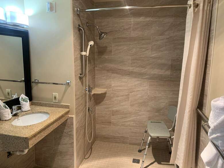 Hotel Best Western Plus New Englander Motor Inn