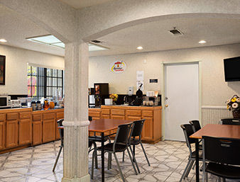 Hotel Super 8 Motel Bakersfield South Ca