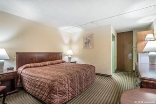 Hotel Econo Lodge Inn & Suites