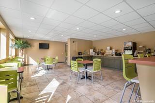 Hotel Econo Lodge Inn & Suites