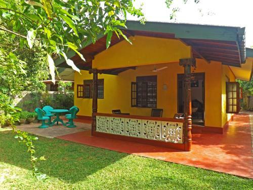 Hostal Ayesha Guest House