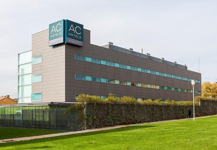 Hotel AC Zizur Mayor By Marriott