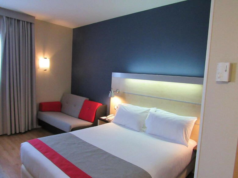Hotel Holiday Inn Express Valencia-bonaire