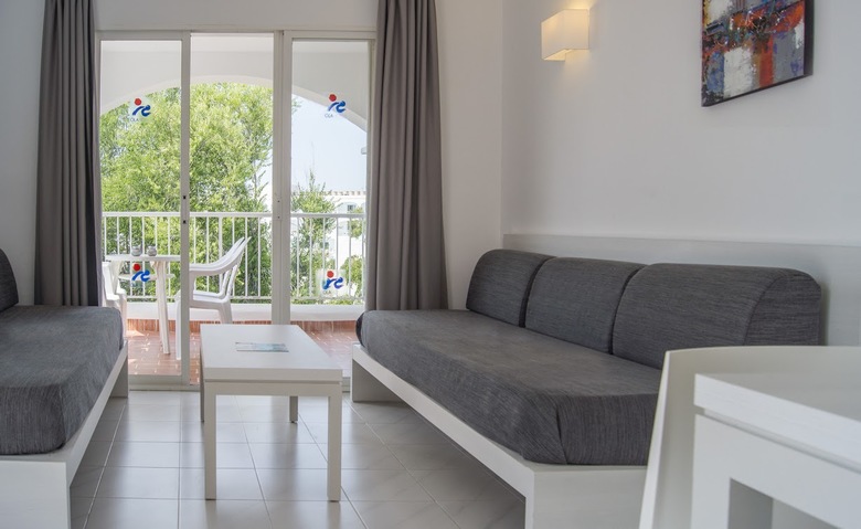 Apartamentos Apts. Es Ravells Dor