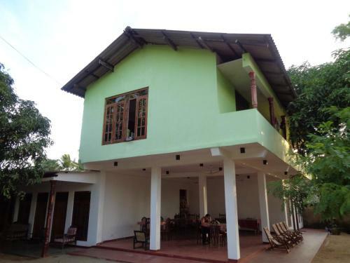Hostal Jayaru Guest House