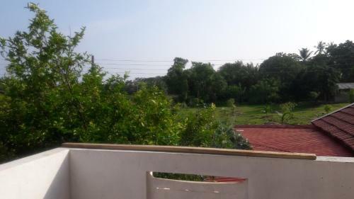 Hostal Induwara Guesthouse