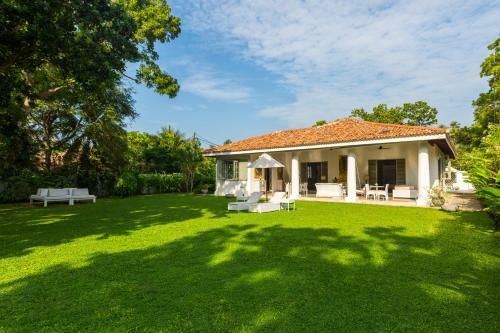 Taru Villas - Mawella