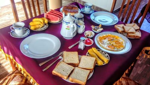 Sarath Home Stay And Safari