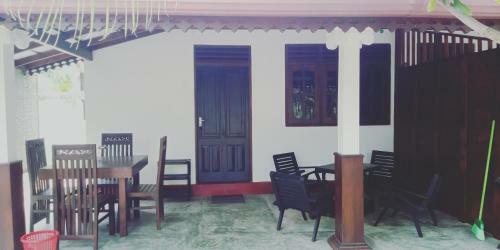 Avendra Holiday Home - Weligama