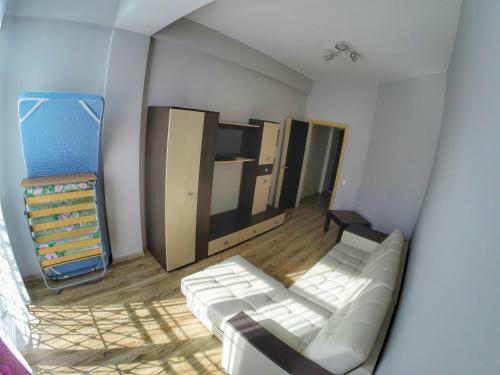 On Internatsionalnaya Apartment