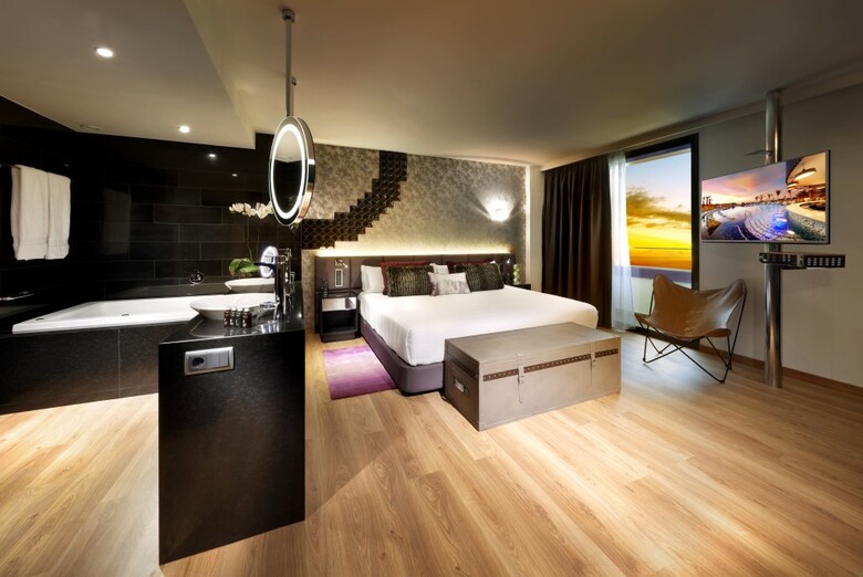 Fiesta Paraiso Floral Hotel