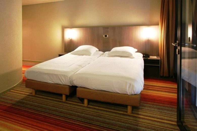 Alma Grand Place Hotel