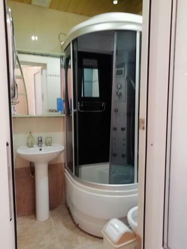 Hostal Guesthouse Aragats