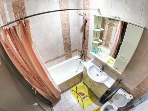 Apartment On Demokraticheskaya 43