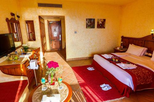 Hotel Charmillion Sea Life Resort