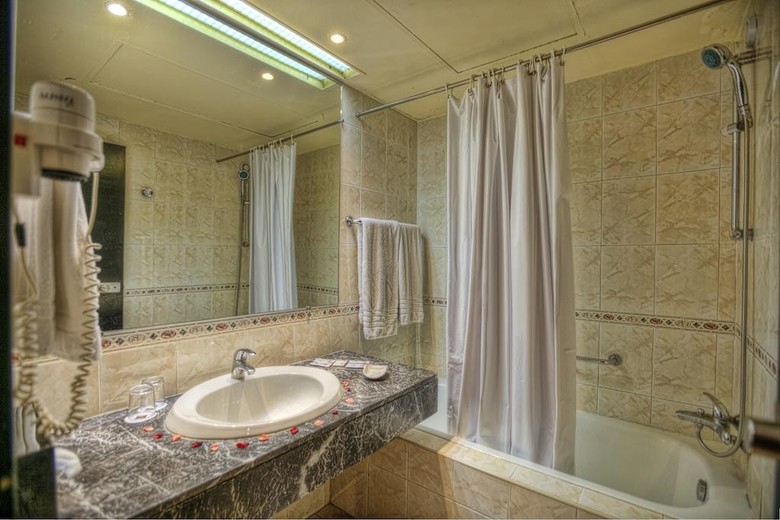 Hotel Semiramis