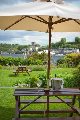 The Lakeside Hotel & Leisure Centre