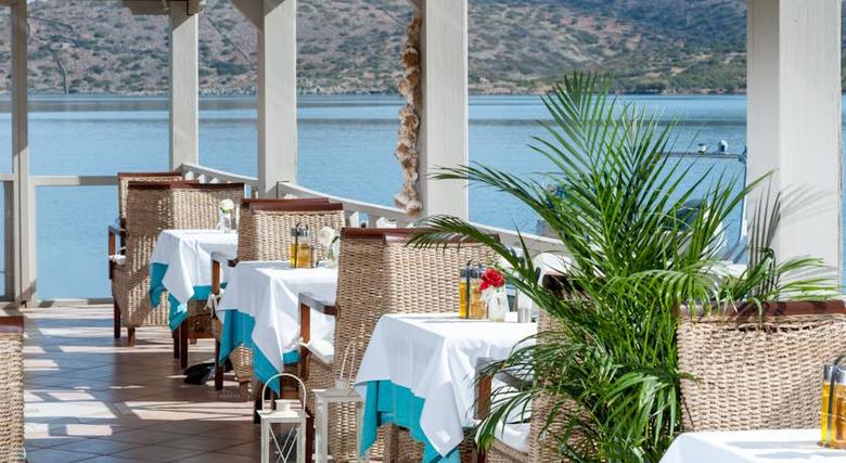 Akti Olous Resort Hotel