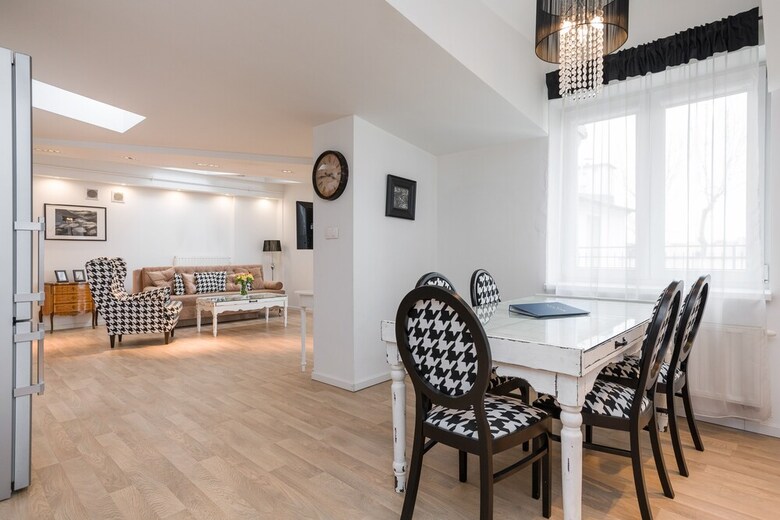 Nook Nook Apartments Dietla 66