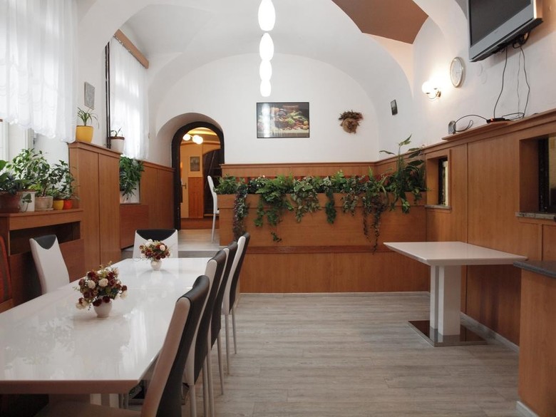 Hotel Penzion Domov Mladeze Jana