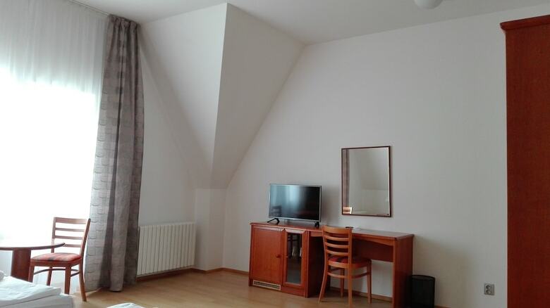 Hotel Penzion Domov Mladeze Jana