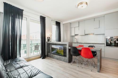 Modern Apartment In Pozna? D?browskiego