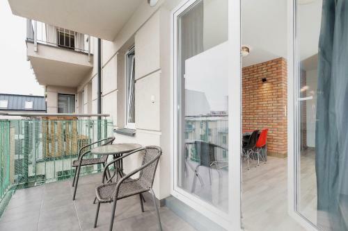 Modern Apartment In Pozna? D?browskiego