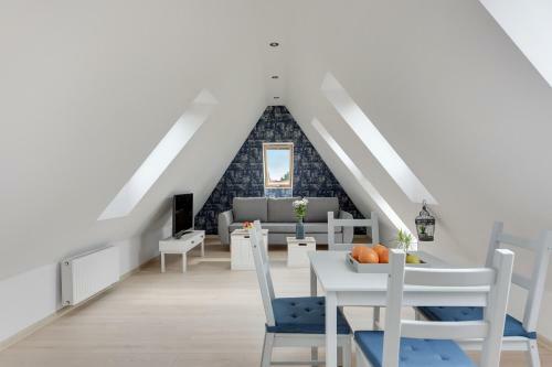 Navy Group - Apartamenty Karlikowskie