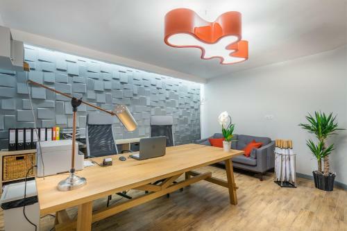 Sea Sail Apartments