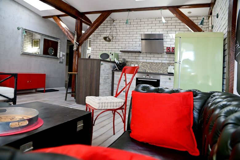 In The Attic Apartments