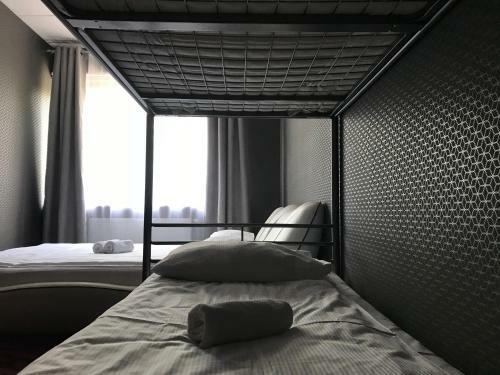 Albergue Loft Car Factory