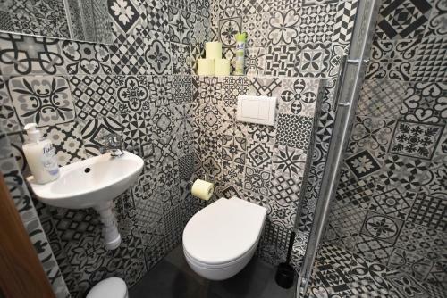 Dukes Hostel - Old Town