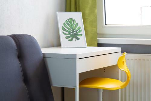 Lemonade Apartment In City Centre