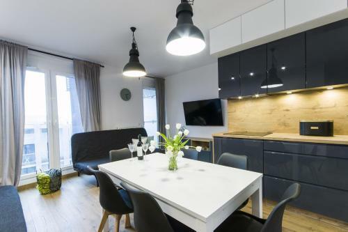 Nowy Apartament Atal Tower - Gara? - Taras Widokowy - Centrum
