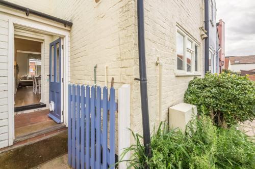 7 Brudenell Street